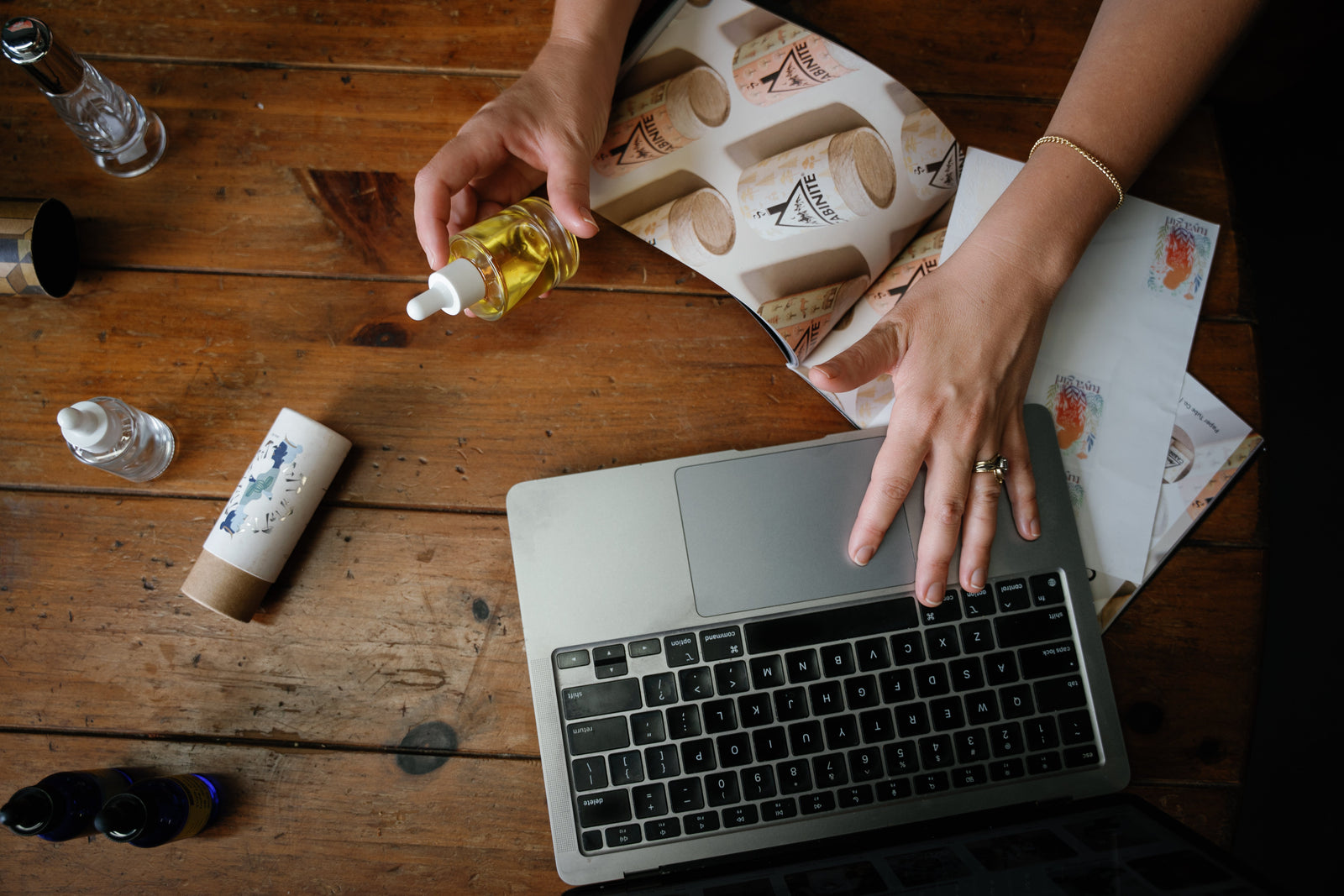 Tuya, Girl: Haircare for the Adventurer